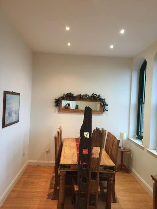 Converted Chapel Filey Floor To Ceiling Arch Window Eksteriør bilde